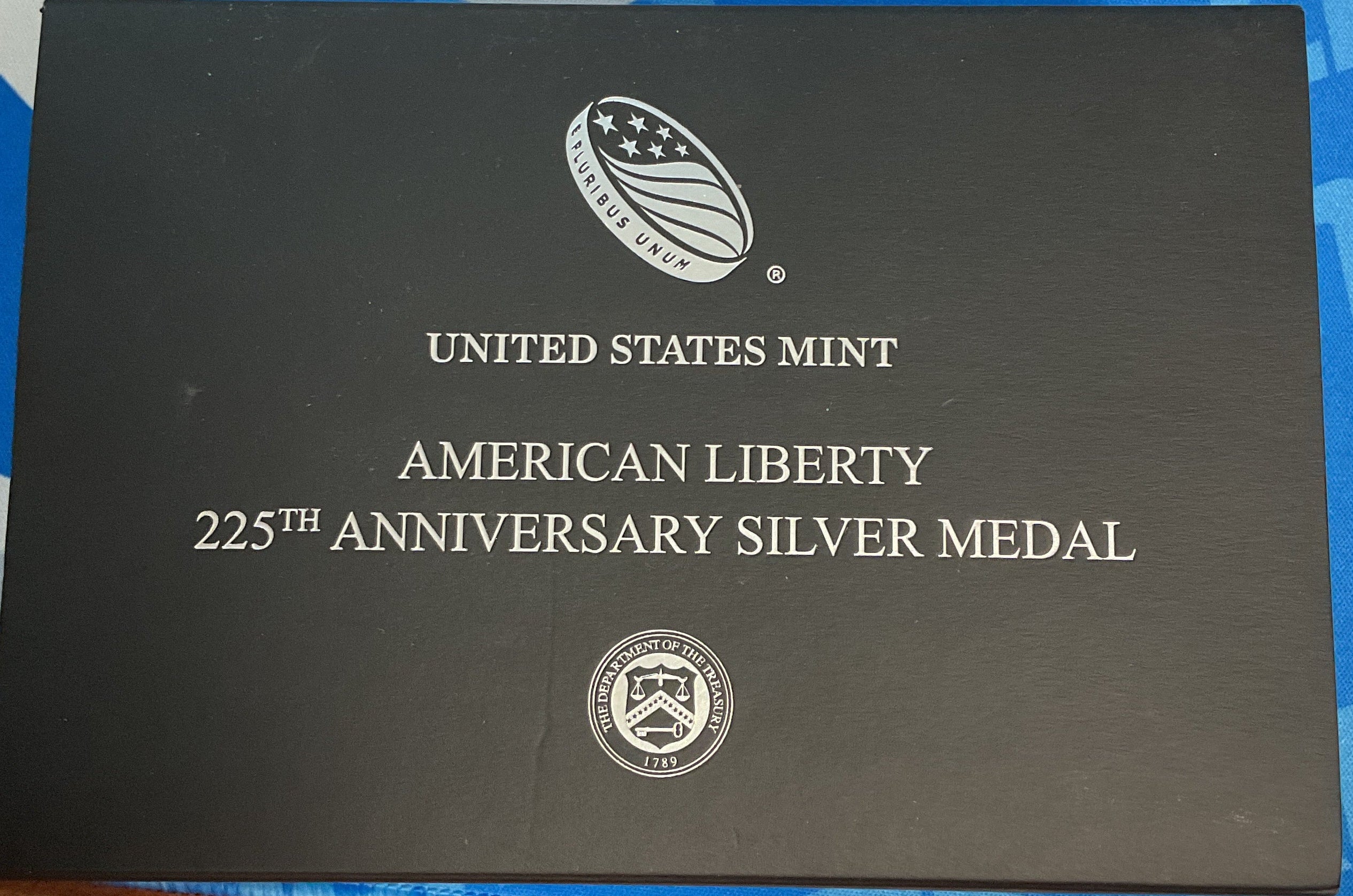 2017 U.S. Mint, American Liberty 225th Anniversary Silver Medal store #sr006