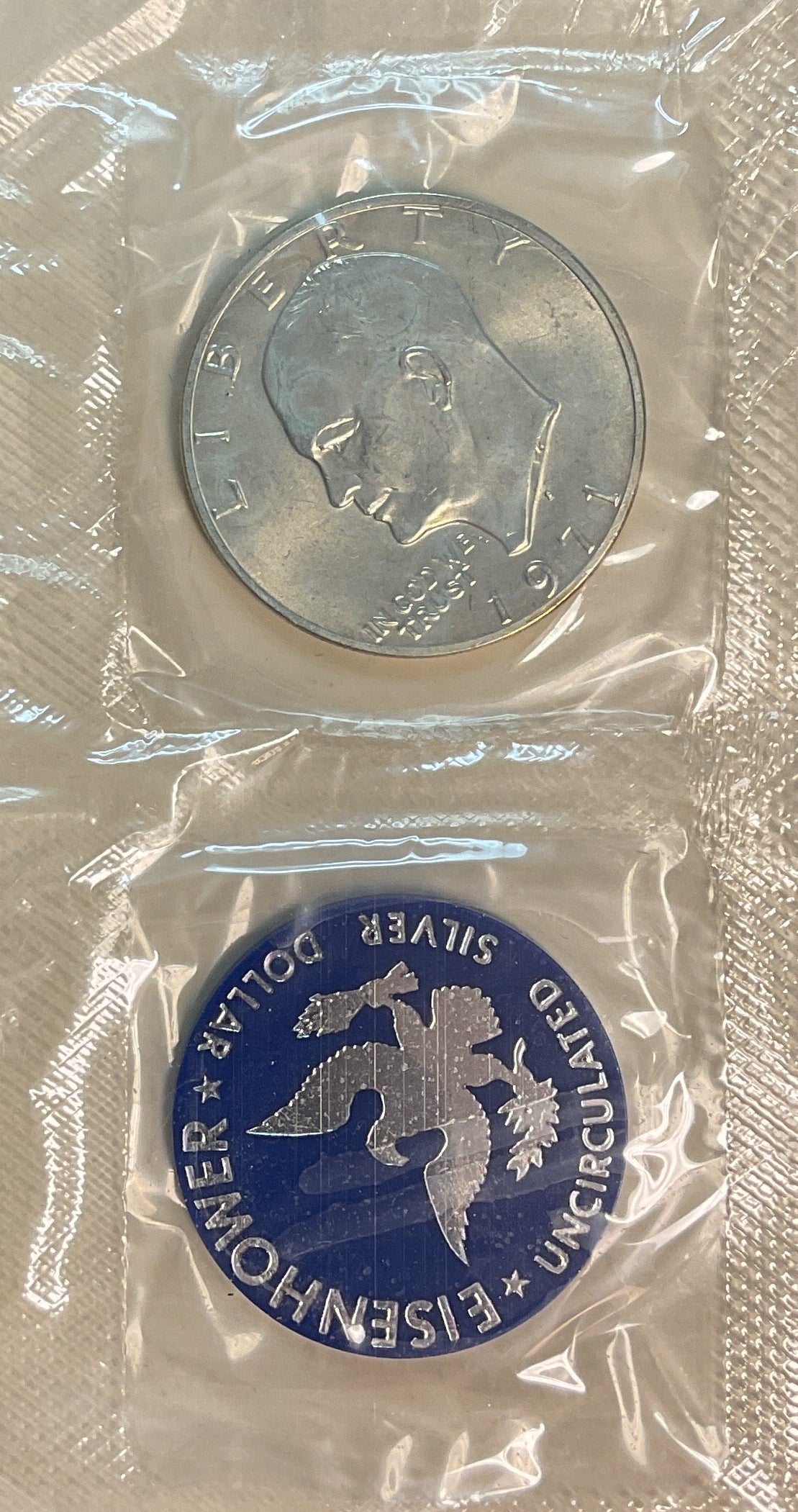 1971 Eisenhower Uncirculated Silver Dollar. Store #PT050