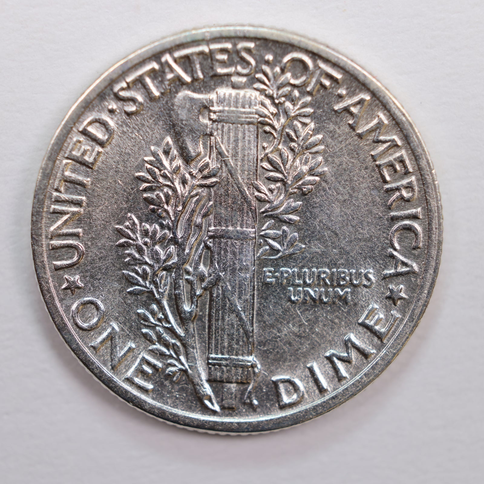 1945 Mercury Silver Dime., Nice Mint State Coin., STORE #DE0098