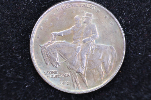 1925 Stone Mountain Memorial Silver Commemorative Half Dollar. Store #23081953