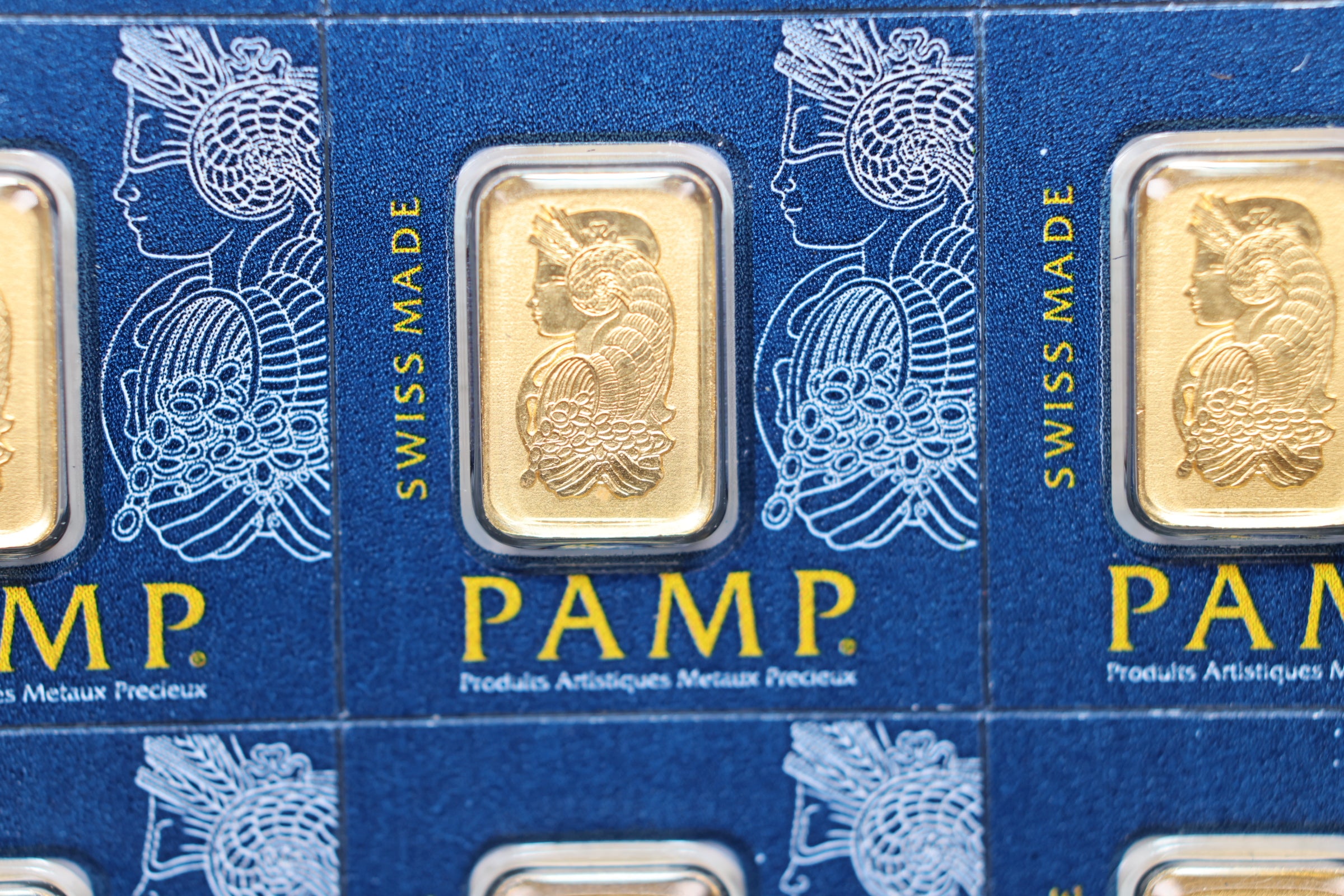 1 Gram Bars, 999.9 pure, Each carded in Assay Certificate, Various Bars, Store Sale #G0128.