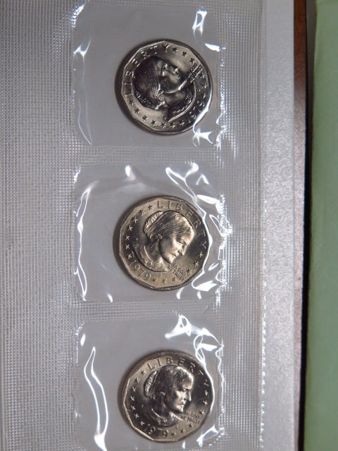 1979- P and D Susan B. Anthony Dollar Souvenir Set. Original Government Packaging. Store