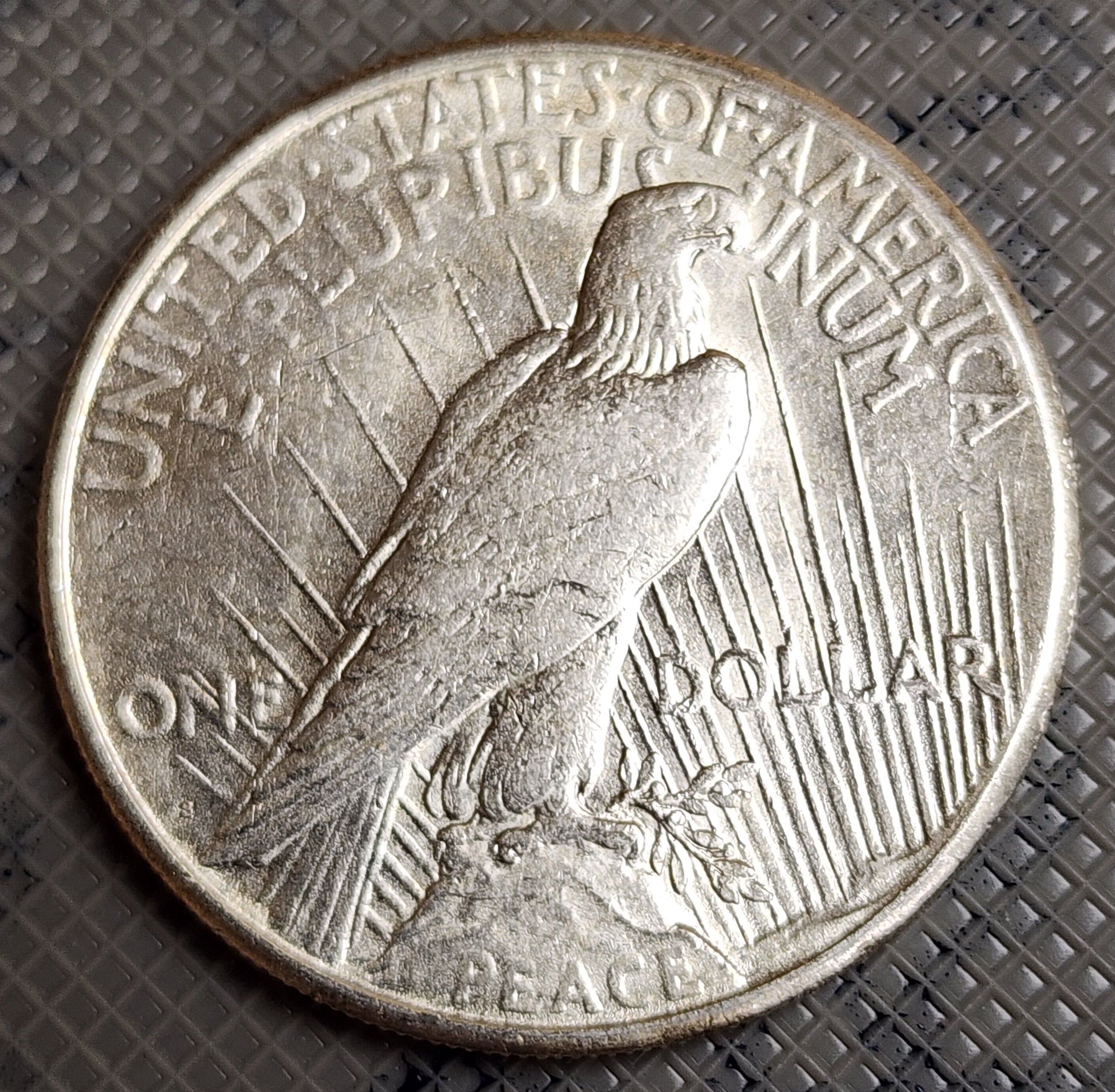 1922-S Peace Silver Dollar, About Uncirculated, Slider, Store #DR016.