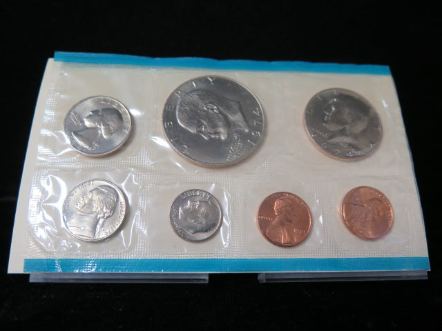 1974 United States Uncirculated 13-Coin Mint Set