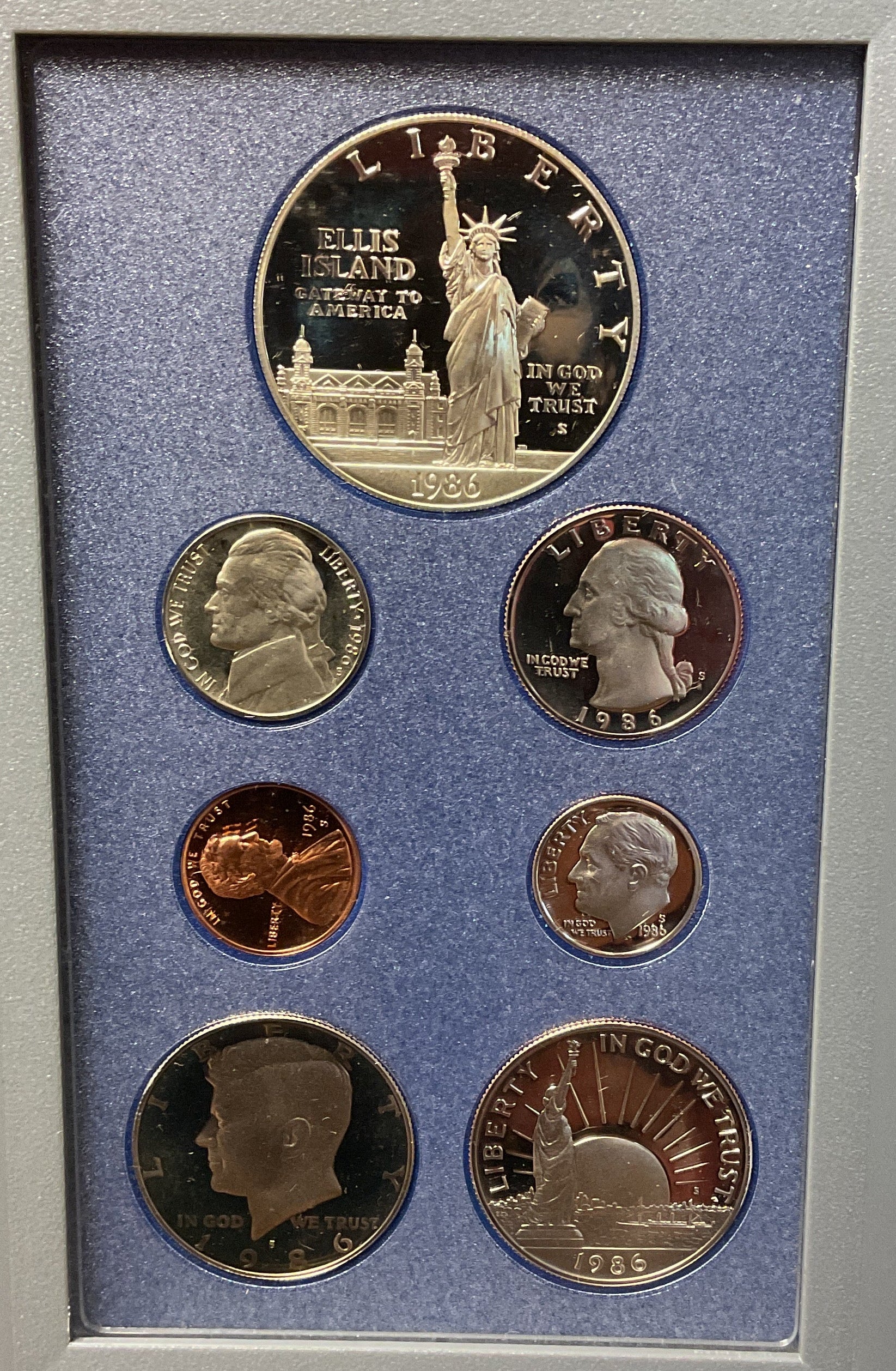 1986 U.S. Mint Prestige Set, Ellis Island Coins. Store #PT014