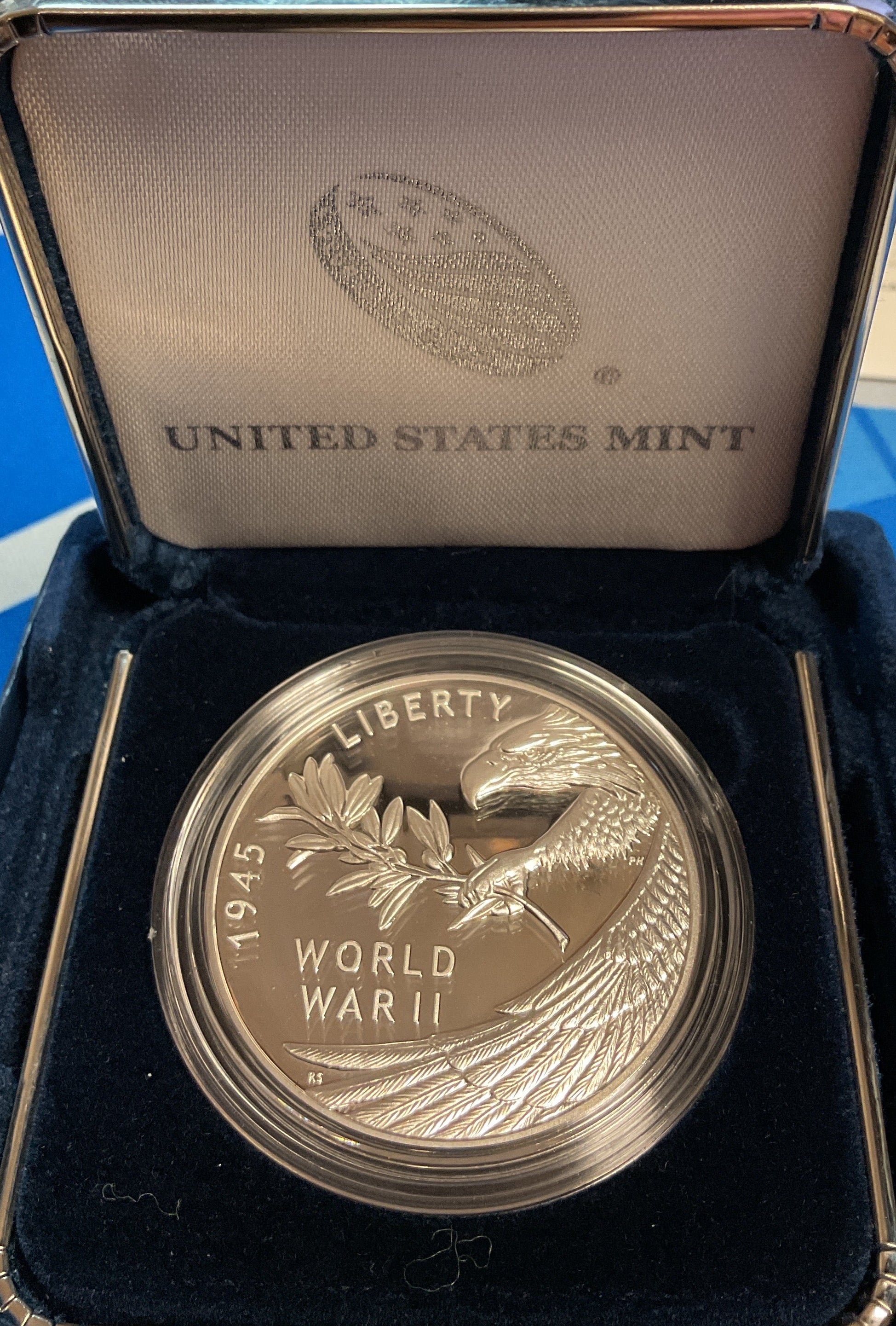 U.S. Mint, End of World War II, 75th Anniversary Silver Medal, #SR011