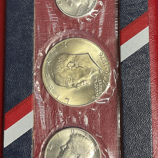 1976 U.S. Bicentennial Silver Uncirculated Set. 1776-1976. Store #PT05