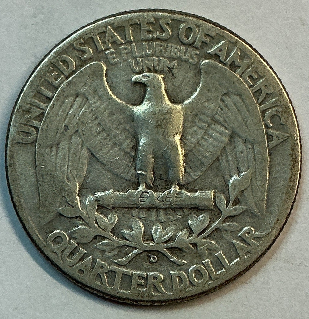 1949-D Washington Quarter. Affordable Circulated Collectable Coin. Store # QR1738