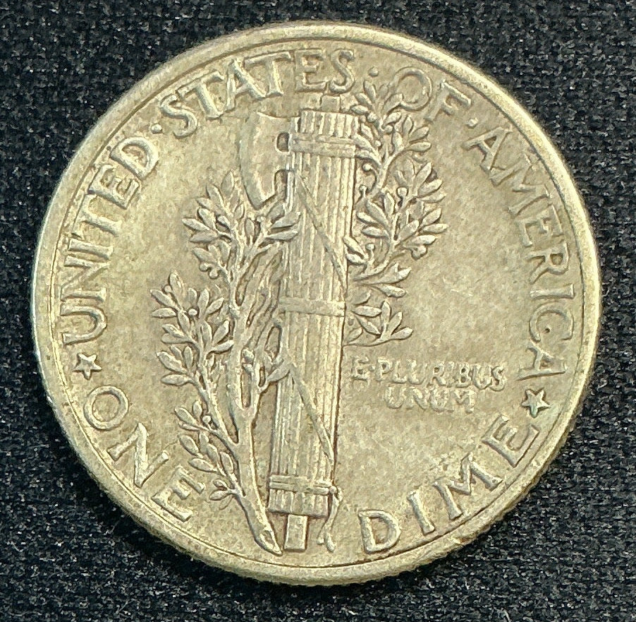 1939 Mercury Dime, Very Fine Circulated Coin, Store #DE0658