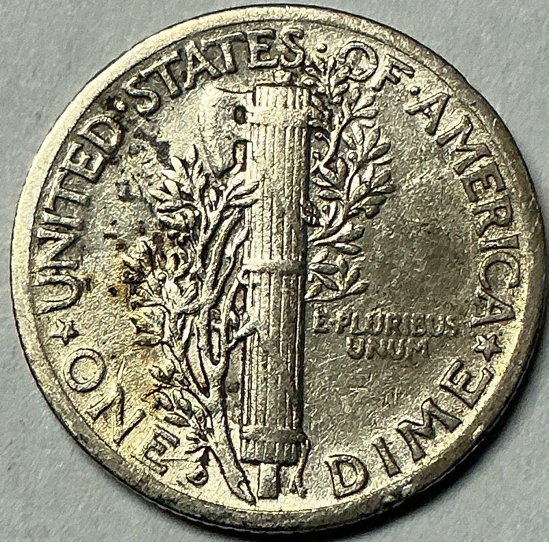 1938-D Mercury Dime, Extra Fine Circulated Coin, Store #DE0993