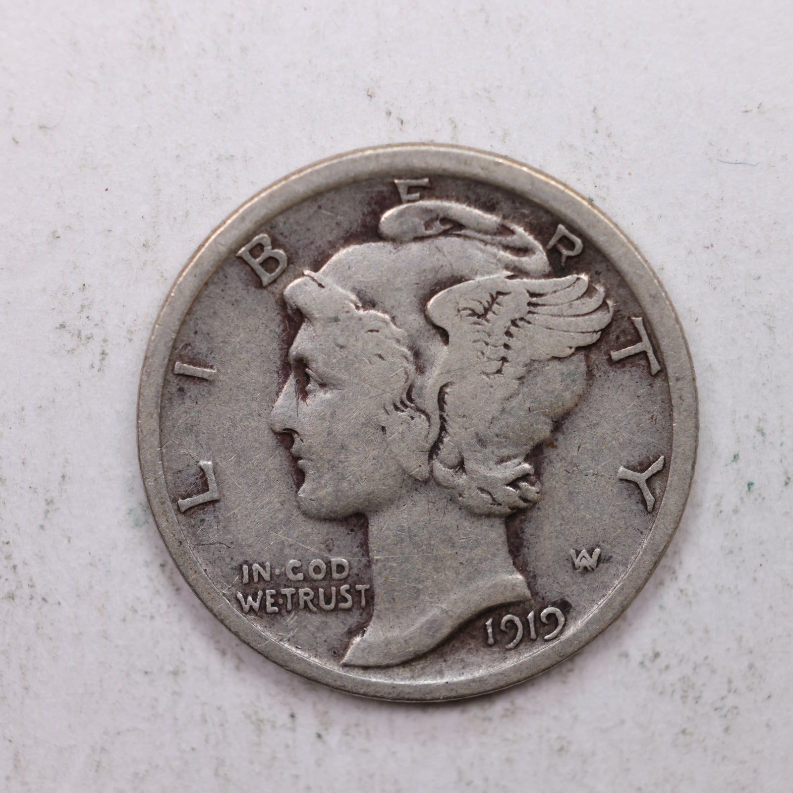 1919 Mercury Silver Dime, Very Good Plus Circulated Coin. Store Sale #DE0889.