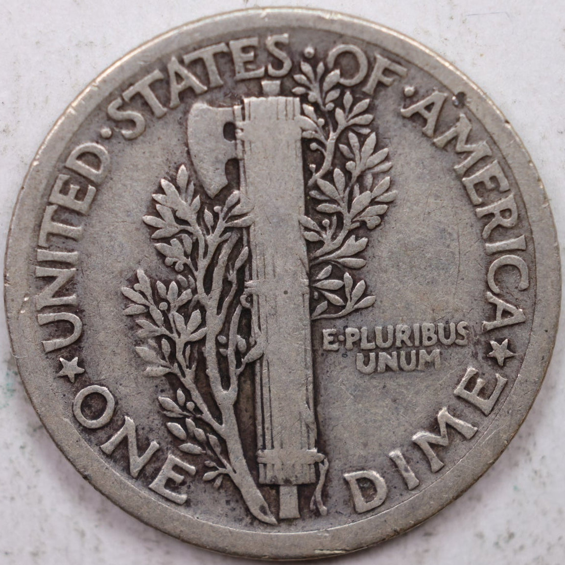 1919 Mercury Dime, Very Good+ Circulated Coin. Store #DE0889
