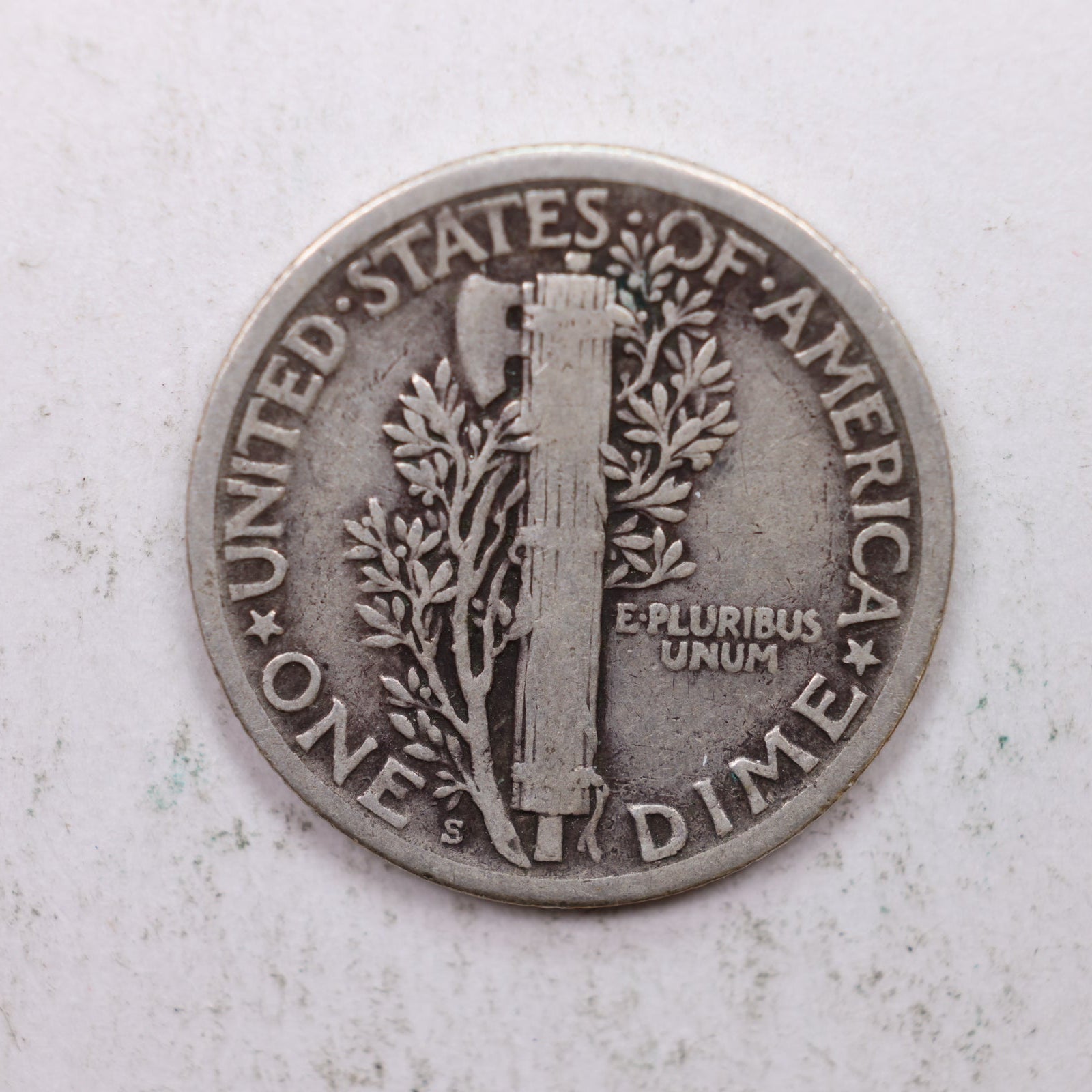1924-S Mercury Silver Dime, Fine Plus Circulated Coin. Store Sale #DE0907.