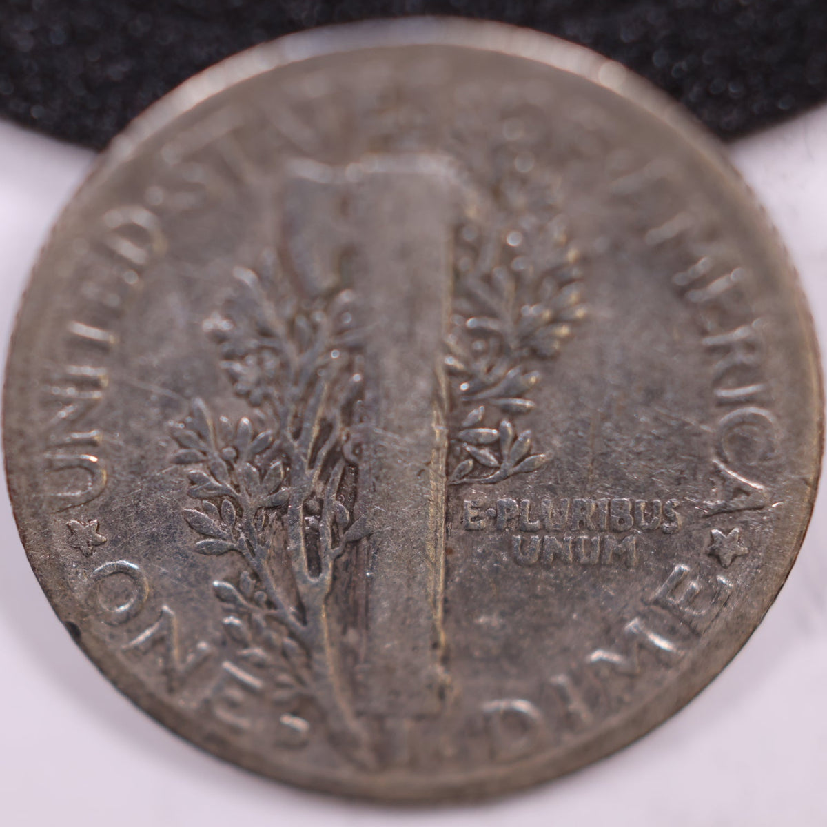 1934-D Mercury Dime, Very Good+ Circulated Coin, Store #DE1047