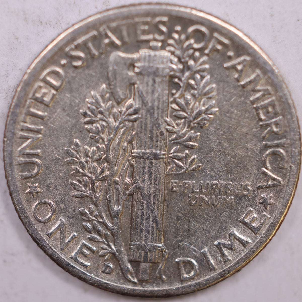 1942-D Mercury Dime, Extra Fine+ Circulated Coin, Store #DE1095