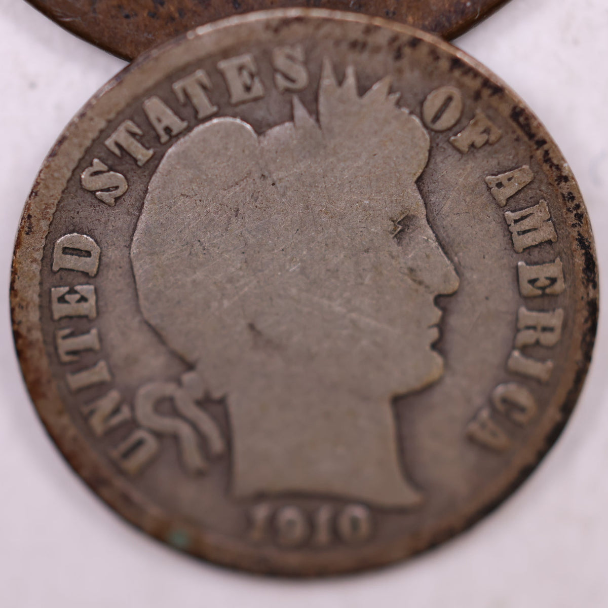 1910 Barber Silver Dime, Good Circulated Collectible Coin, Store #DE086.