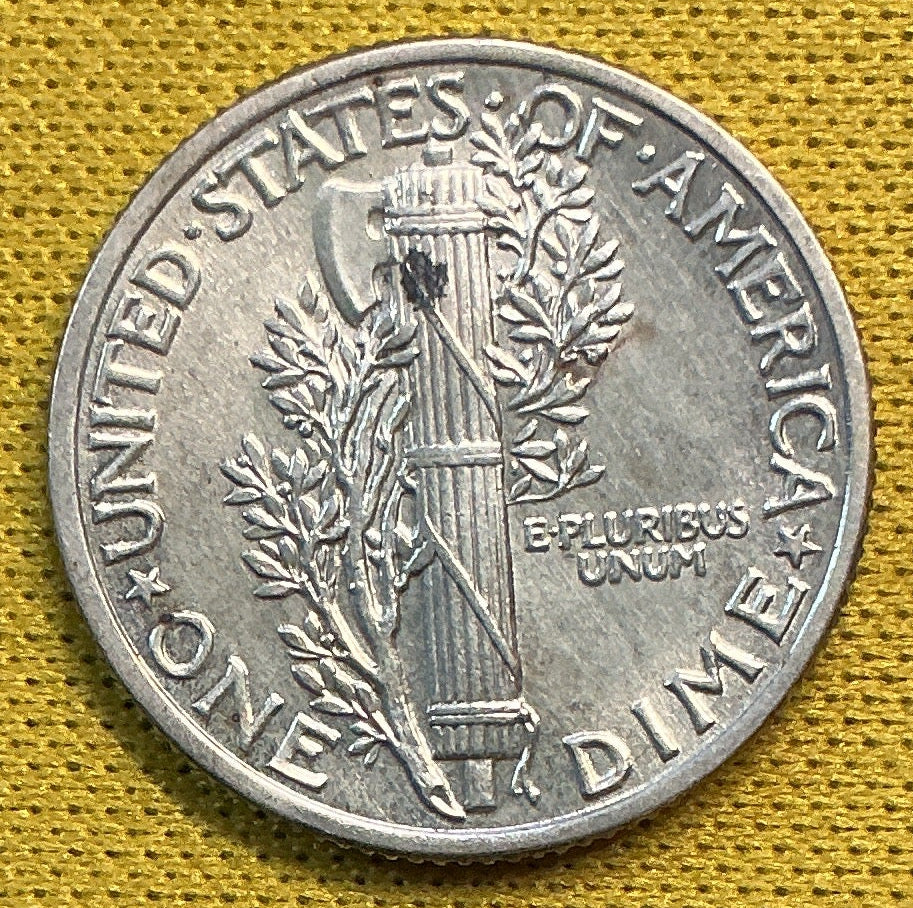 1939 Mercury Dime, Mint State Uncirculated Coin, Store #DE0663