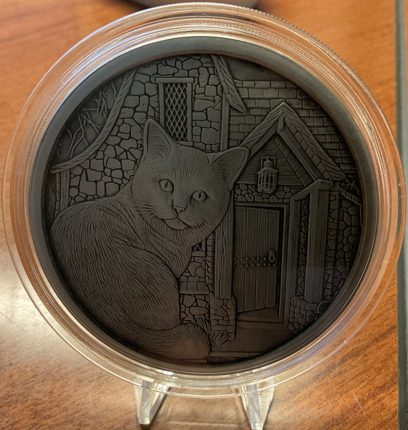 .999 silver, 5 Troy Ounce, Lisa Parker Series Round, Store