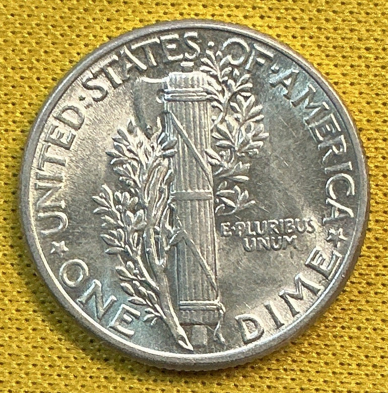 1945 Mercury Dime, Mint State Uncirculated Coin, Store #DE0697