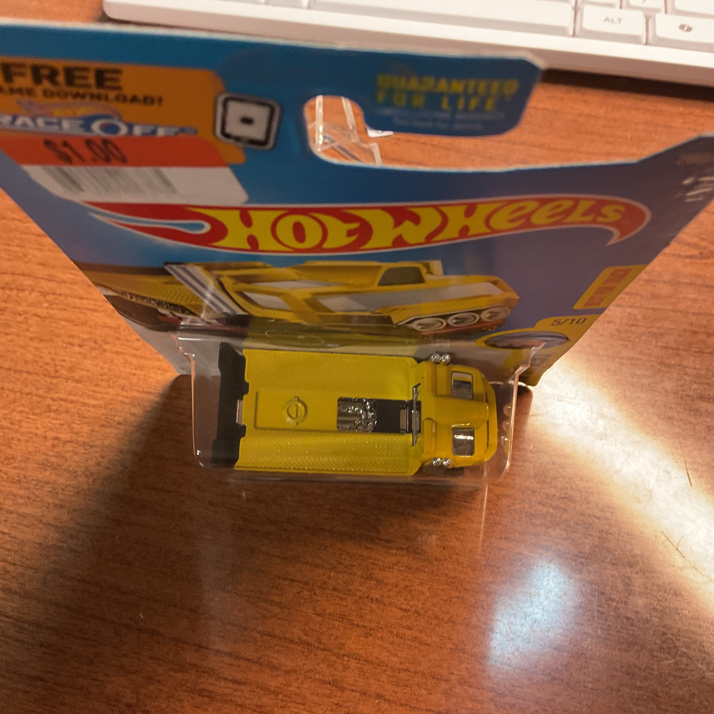 THE HAULINATOR, Hot Wheels toy car, DTY71-D9B0L, 'HW CITY WORKS', Store #TY010