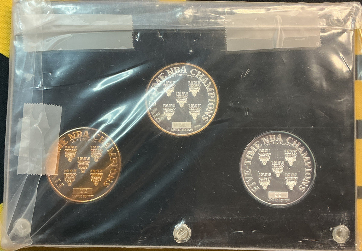 Chicago Bulls 1997 NBA Champions Proof Set! Two 1 Oz .999 Silver, one Bronze! Store# NBA022