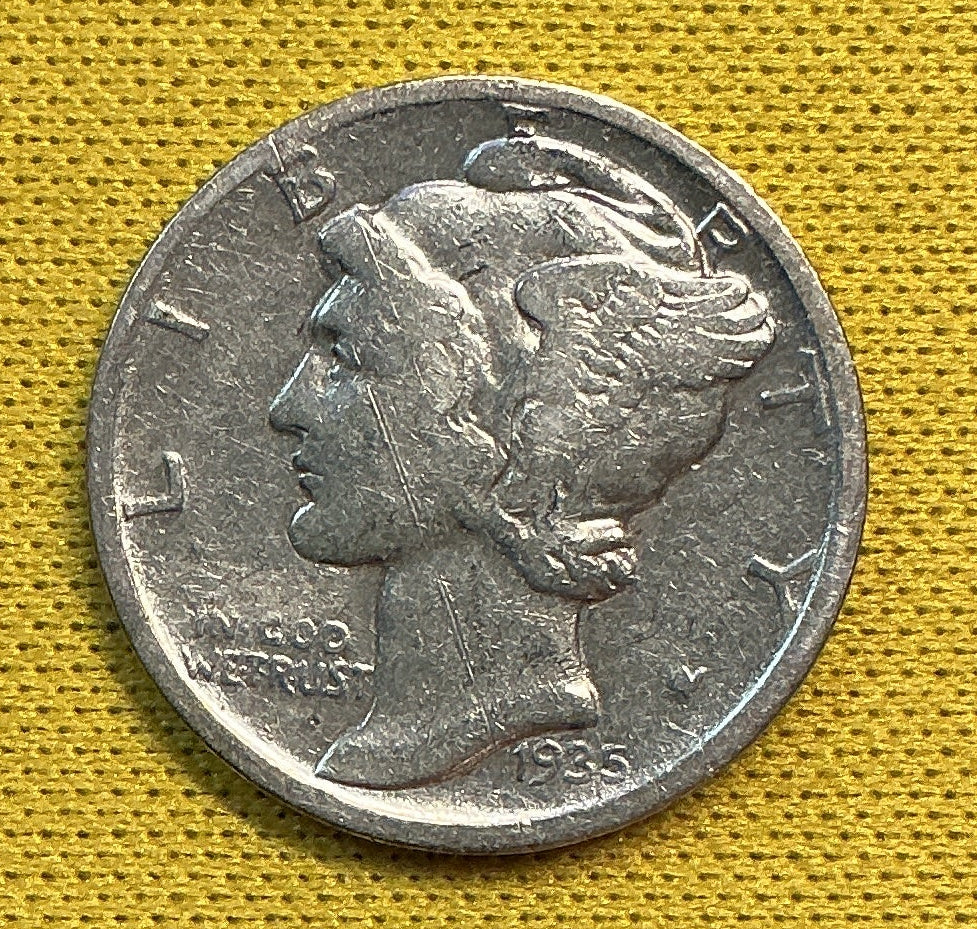 1935-D Mercury Dime, Very Good Circulated Coin, Store #DE1213