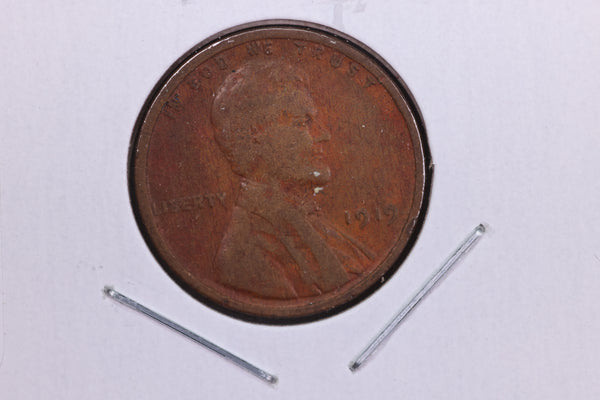 1919 Lincoln Wheat Small Cent.  Affordable Collectible Coin. Store # 11731