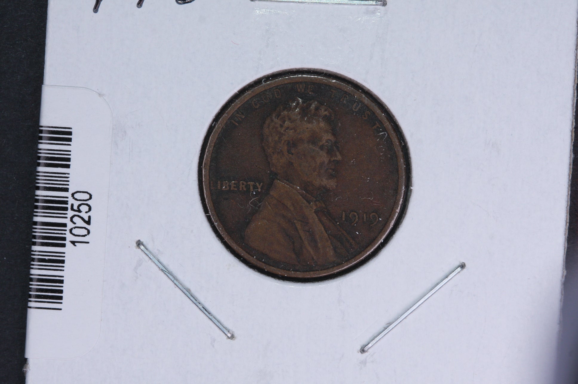 1919 Lincoln Wheat Small Cent.  Affordable Collectible Coin. Store # 10250