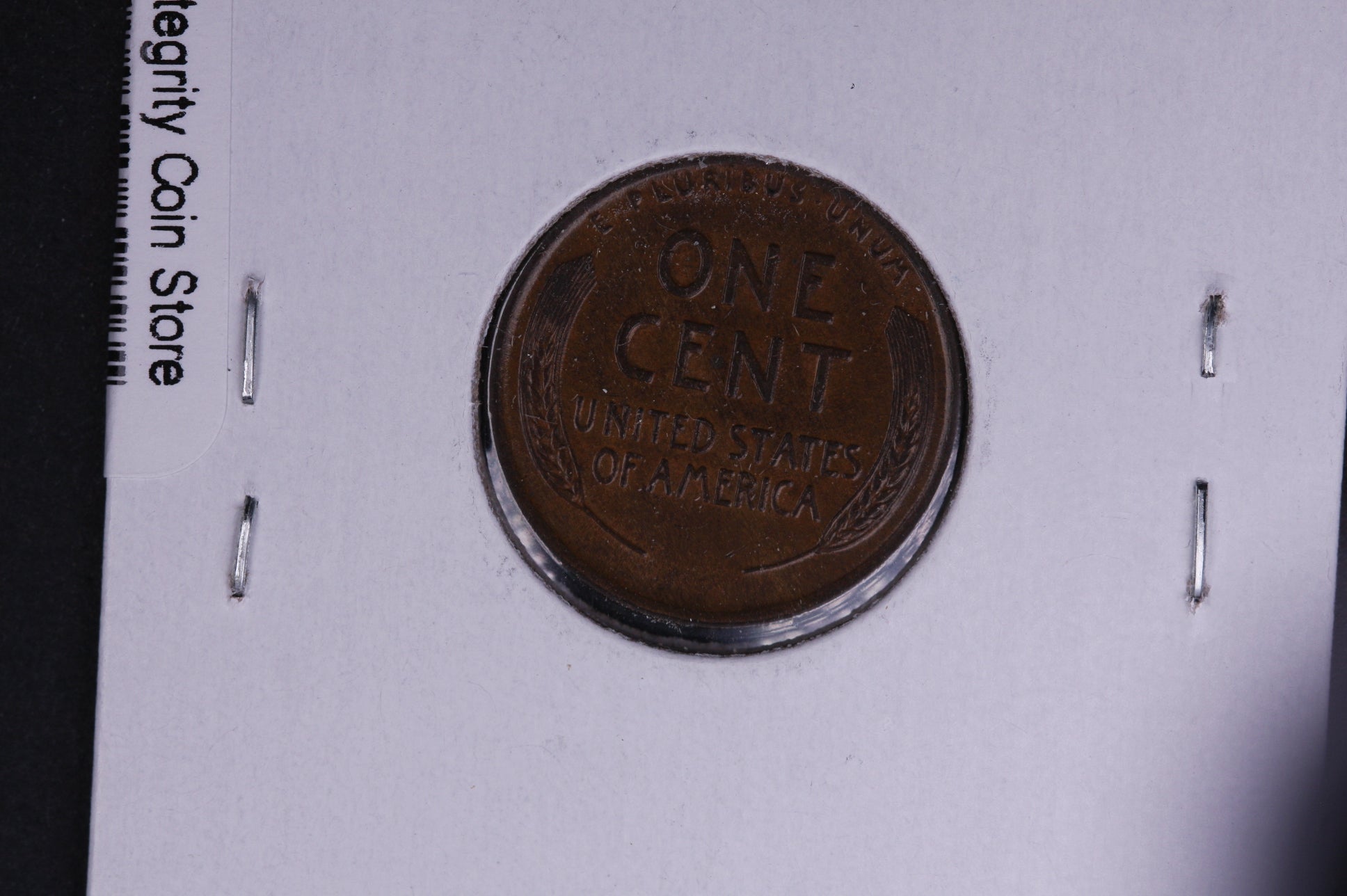1921 Lincoln Wheat Small Cent.  Affordable Collectible Coin. Store # 10308