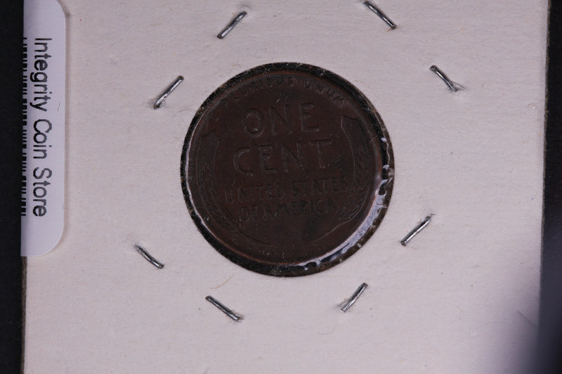 1949 Lincoln Wheat Small Cent.  Affordable Collectible Coin. Store