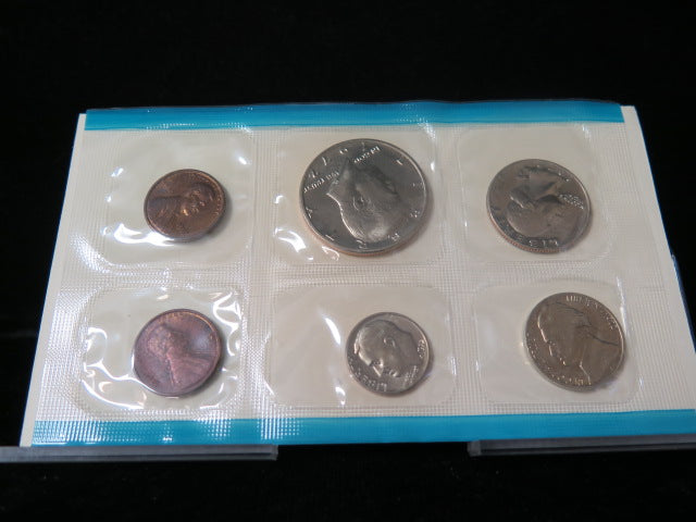1972 United States Un-Circulated 11-Coin Mint Set