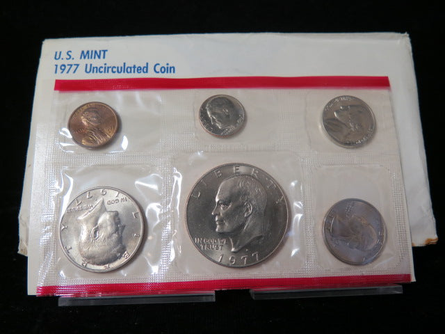 1977 United States Un-Circulated 12-Coin Mint Set
