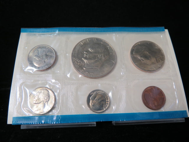 1977 United States Un-Circulated 12-Coin Mint Set