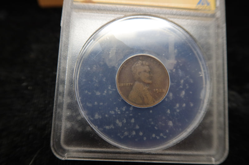 1922-D Lincoln Wheat Cent. ANACS Graded VG08. Weak D, Die 4. Store